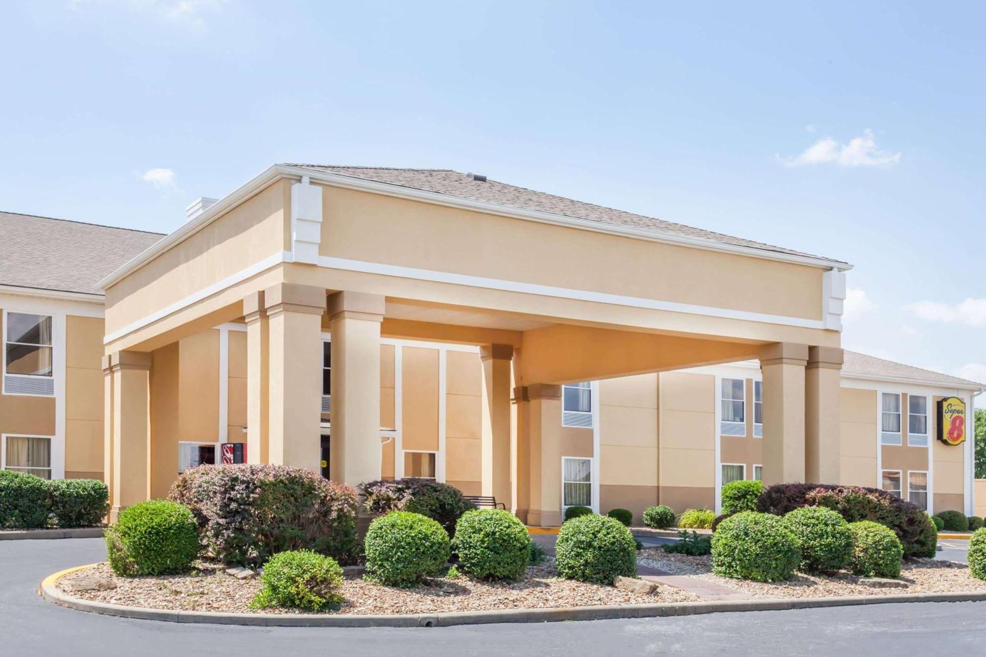 Super 8 By Wyndham Evansville North Stacer Luaran gambar